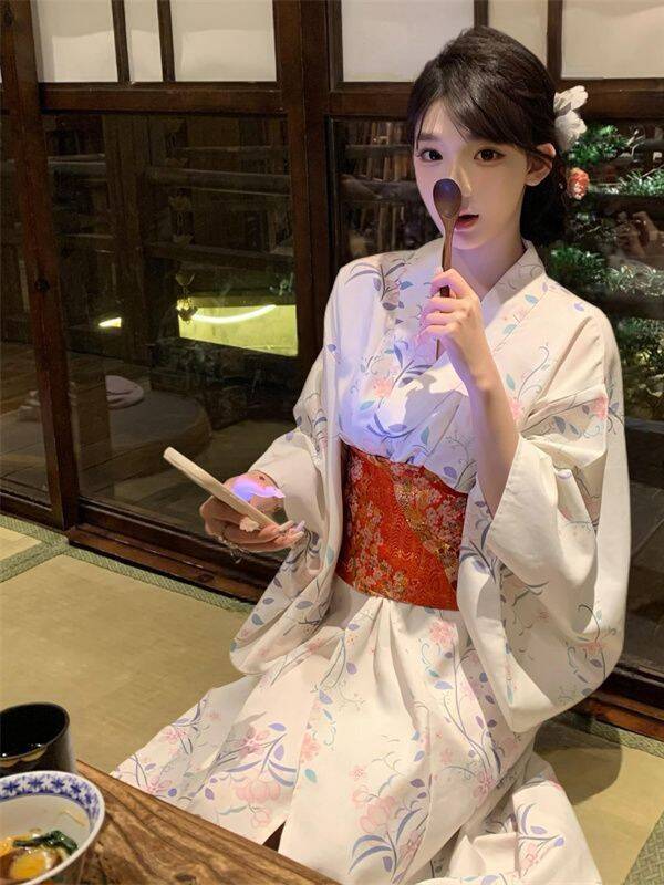 Traditional Japanese Kimono St – обзор и цена Photography Year